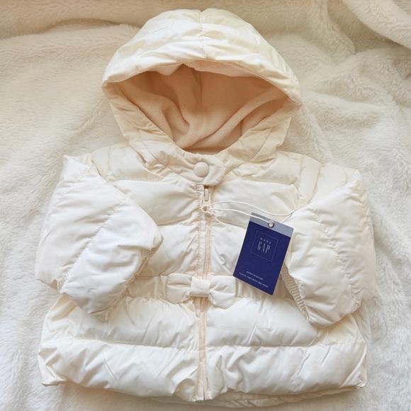 GAP Other - Baby GAP Off-White Hooded Puffer Jacket with Bow 0-6 months